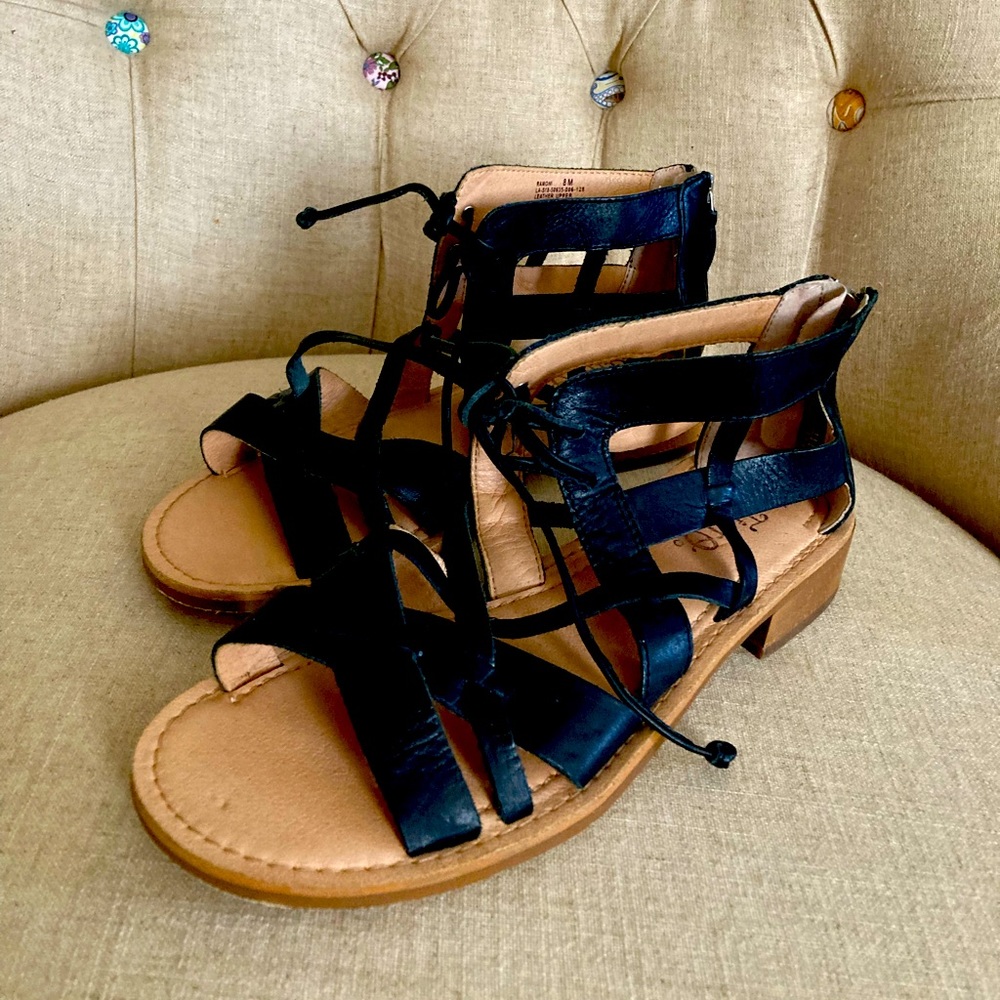 Latigo leather sandals